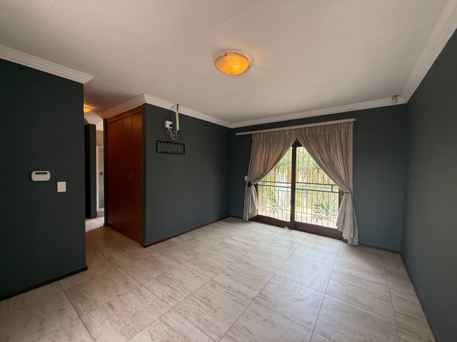 4 Bedroom Property for Sale in Melodie North West